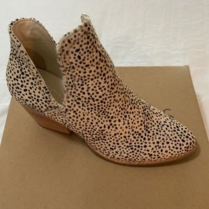 Black spotted booties